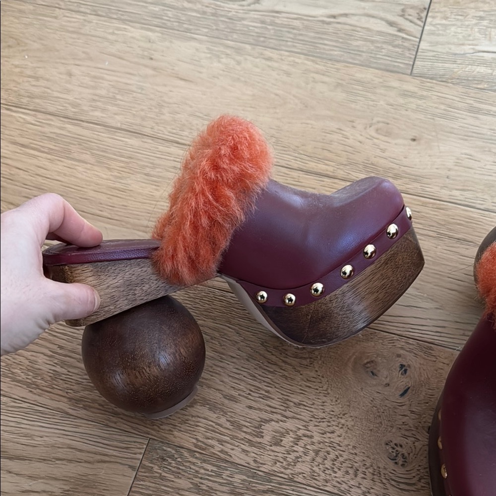 cult gaia brown leather mules with orange faux-fur trim